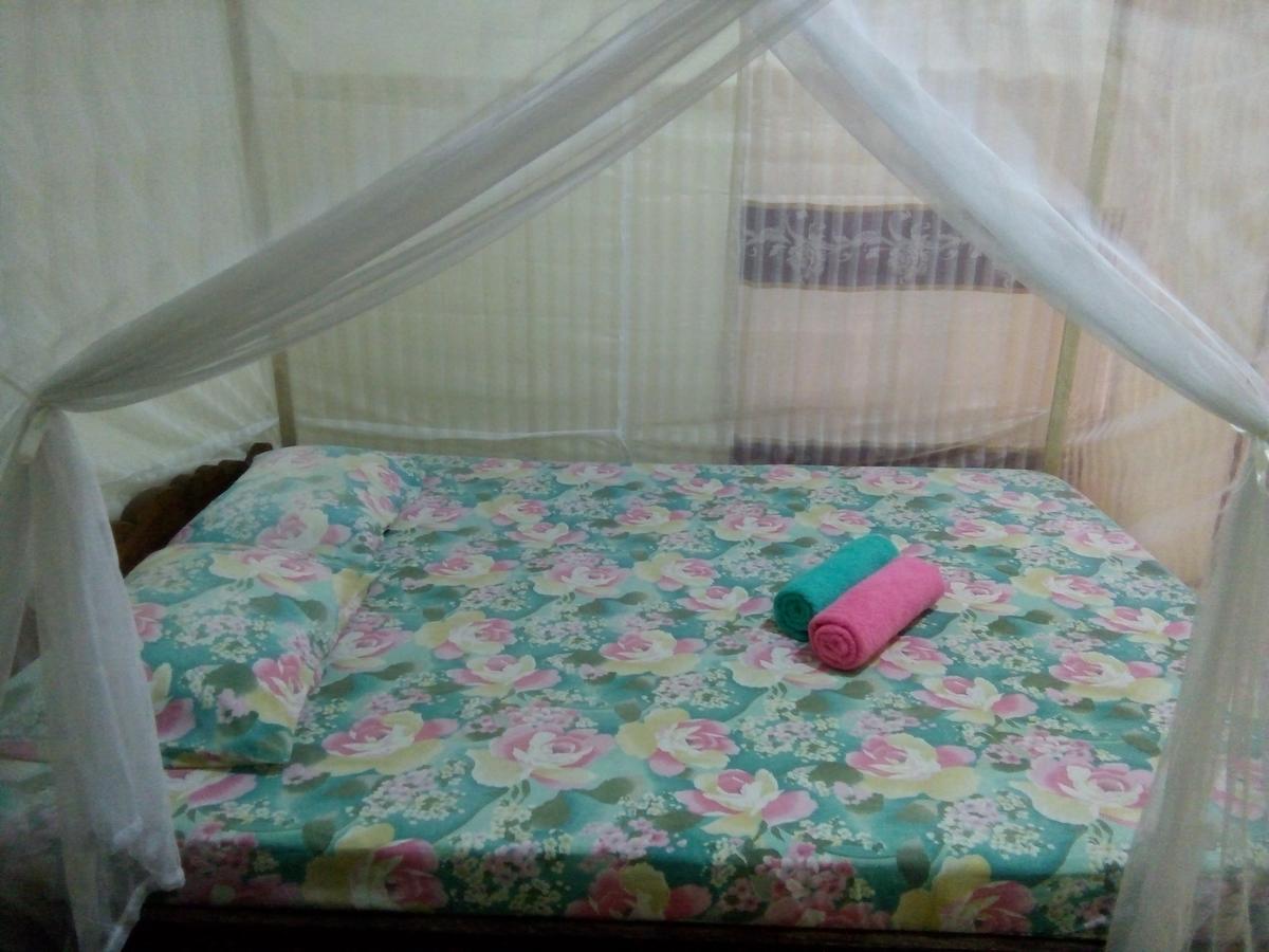 Novita Homestay Bunaken Ngoại thất bức ảnh
