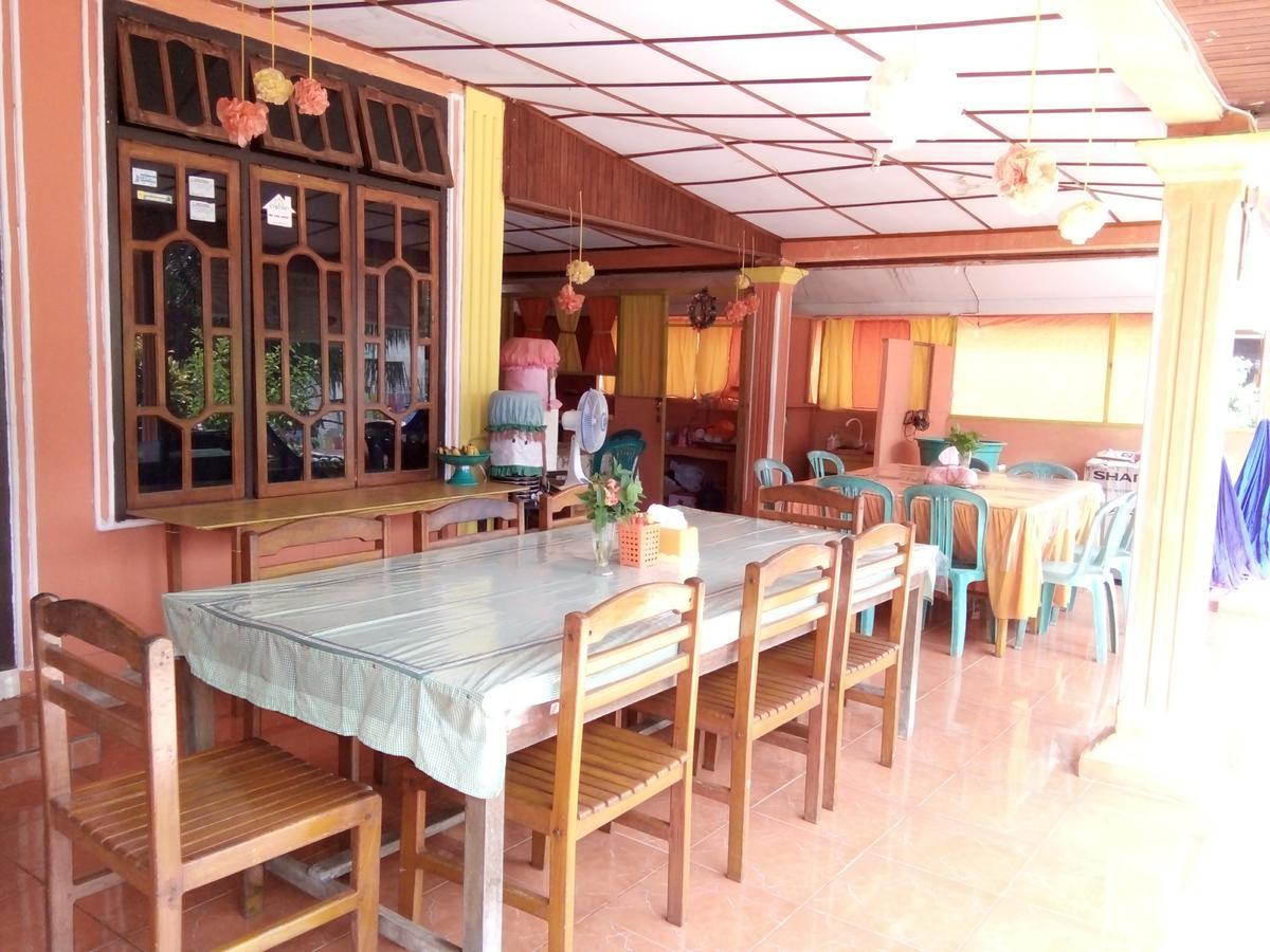 Novita Homestay Bunaken Ngoại thất bức ảnh